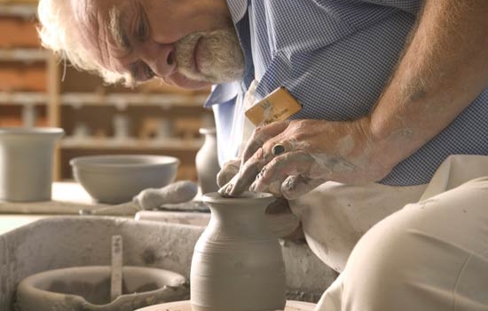 Pottery on the canals