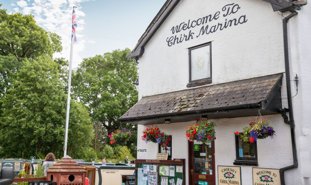 Black Prince Holidays - Welcome to Chirk Marina