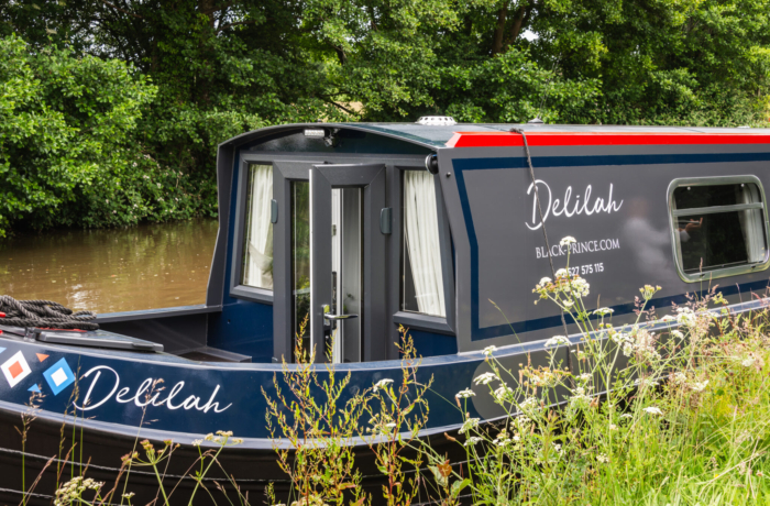 Signature Black Prince narrowboat